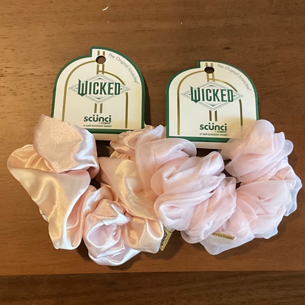 Scunci “Wicked” Pink Hair Scrunchies
